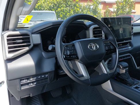Used 2024 Toyota Tundra Limited AWD/4WD image 15