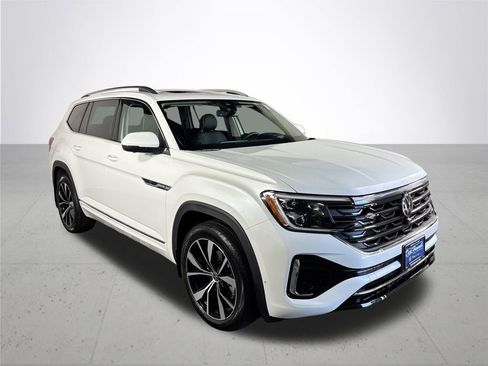 New 2026 Volkswagen Atlas SEL Premium R-Line AWD/4WD image 4
