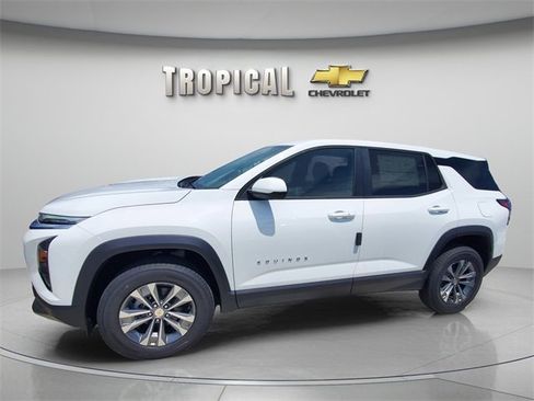 New 2026 Chevrolet Equinox LT image 2