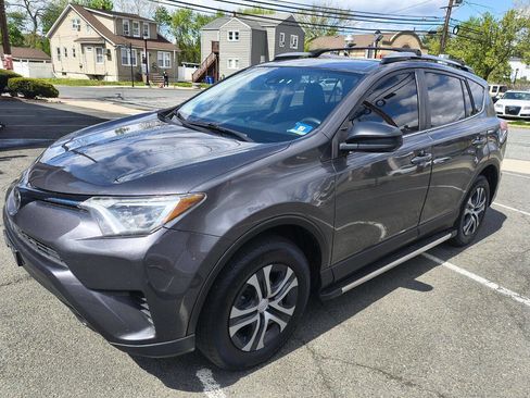 Used 2018 Toyota RAV4 LE w/ All Weather Liner Package image 1