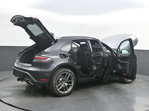 New 2026 Porsche Macan AWD/4WD image 42
