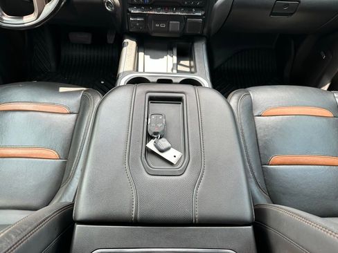 Used 2020 GMC Sierra 1500 AT4 w/ AT4 Premium Package AWD/4WD image 22