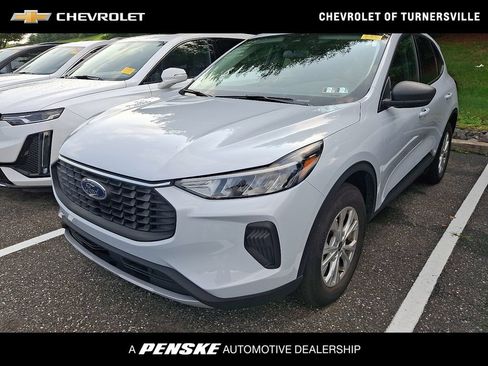 Used 2025 Ford Escape Active AWD/4WD image 1