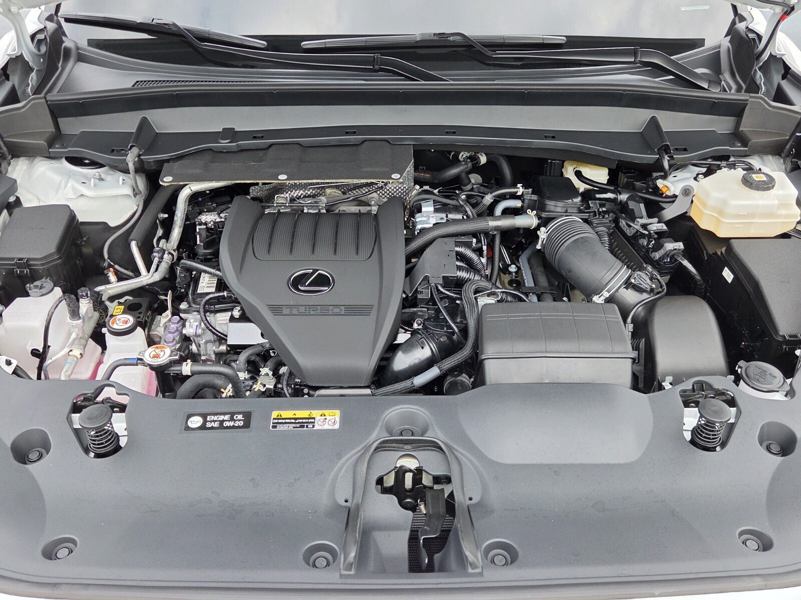 Used 2026 Lexus TX 500h AWD w/ Technology Package image 9