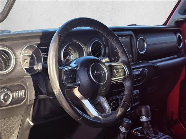 Used 2018 Jeep Wrangler Unlimited Sahara AWD/4WD image 11