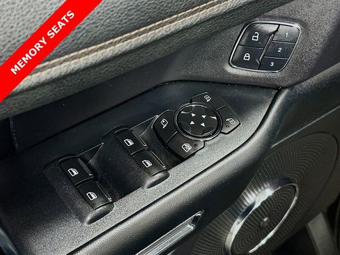 Used 2018 Ford Expedition Max Platinum image 19