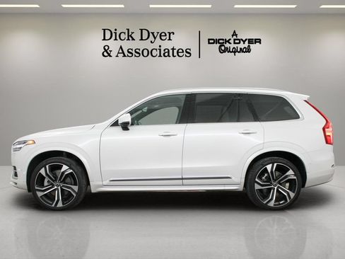 Used 2024 Volvo XC90 B6 Ultimate w/ Lounge Package AWD/4WD image 15