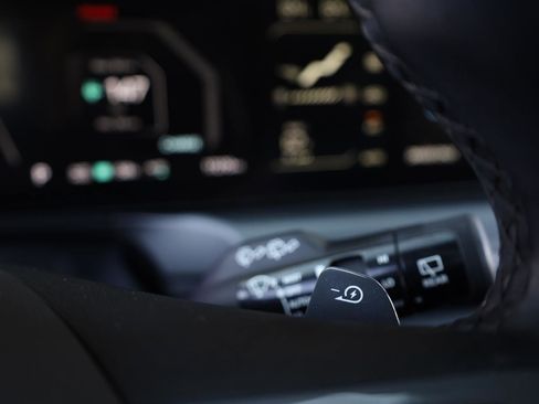 Used 2024 Kia EV9 Light Long Range image 38