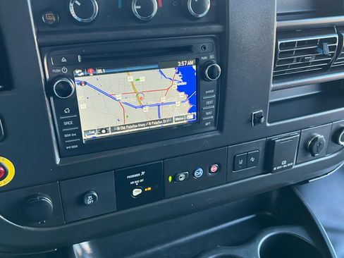 Used 2019 Chevrolet Express 2500 w/ Driver Convenience Package image 13