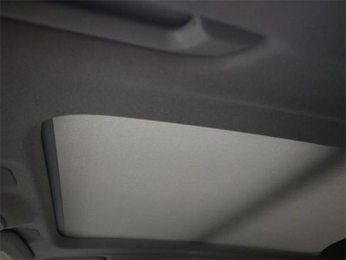New 2025 Volvo XC40 B5 Core w/ Protection Package Premier image 20