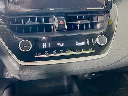 Used 2024 Toyota Corolla LE image 15