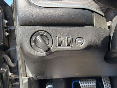 Used 2016 Dodge Charger SRT Hellcat w/ Harman/Kardon Audio Group image 15