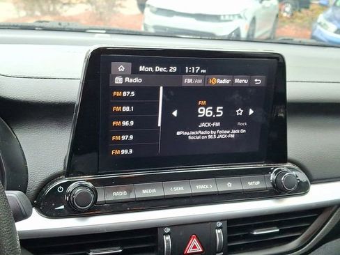 Certified 2024 Kia Forte LXS image 18