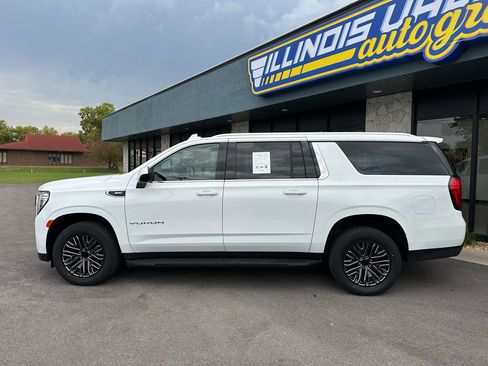 Used 2022 GMC Yukon XL SLE w/ Max Trailering Package image 4