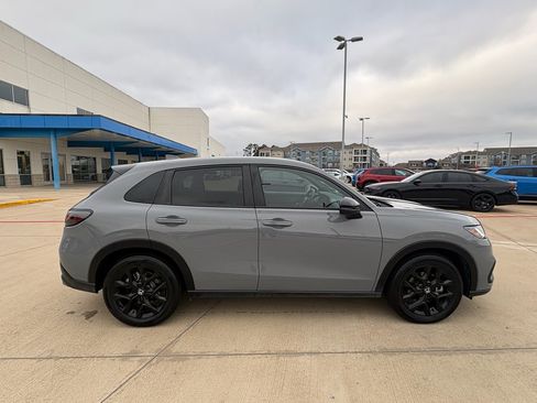 Certified 2024 Honda HR-V Sport image 9