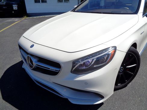 Used 2016 Mercedes-Benz S 63 AMG 2dr Cpe AMG S 63 4MATIC w/ Driver Assistance Package image 18