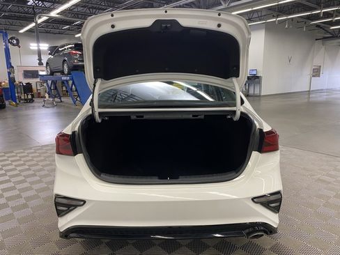 Used 2021 Kia Forte LXS image 8