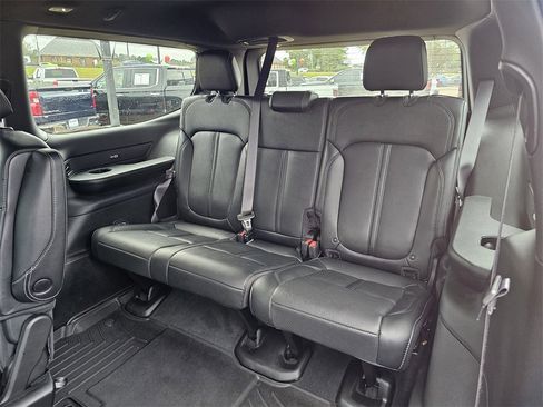 Used 2025 Jeep Wagoneer Series II image 18