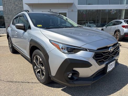 Used 2024 Subaru Crosstrek 2.0i Premium image 7