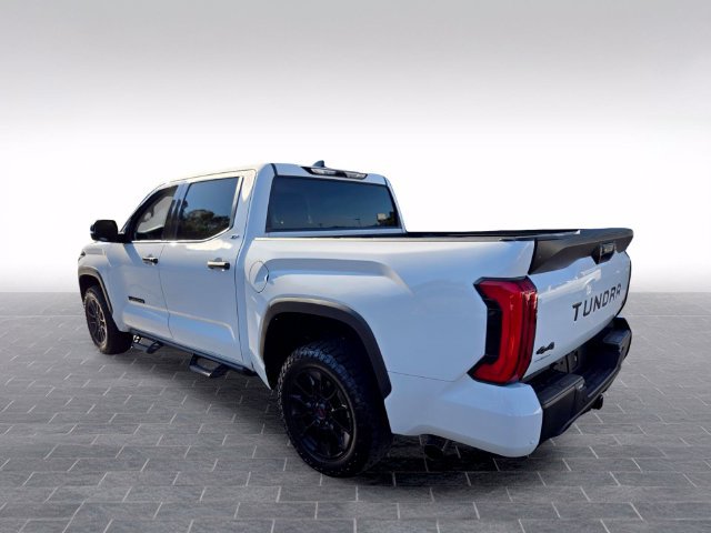 Used 2023 Toyota Tundra SR5 w/ SR5 Convenience Package AWD/4WD image 5