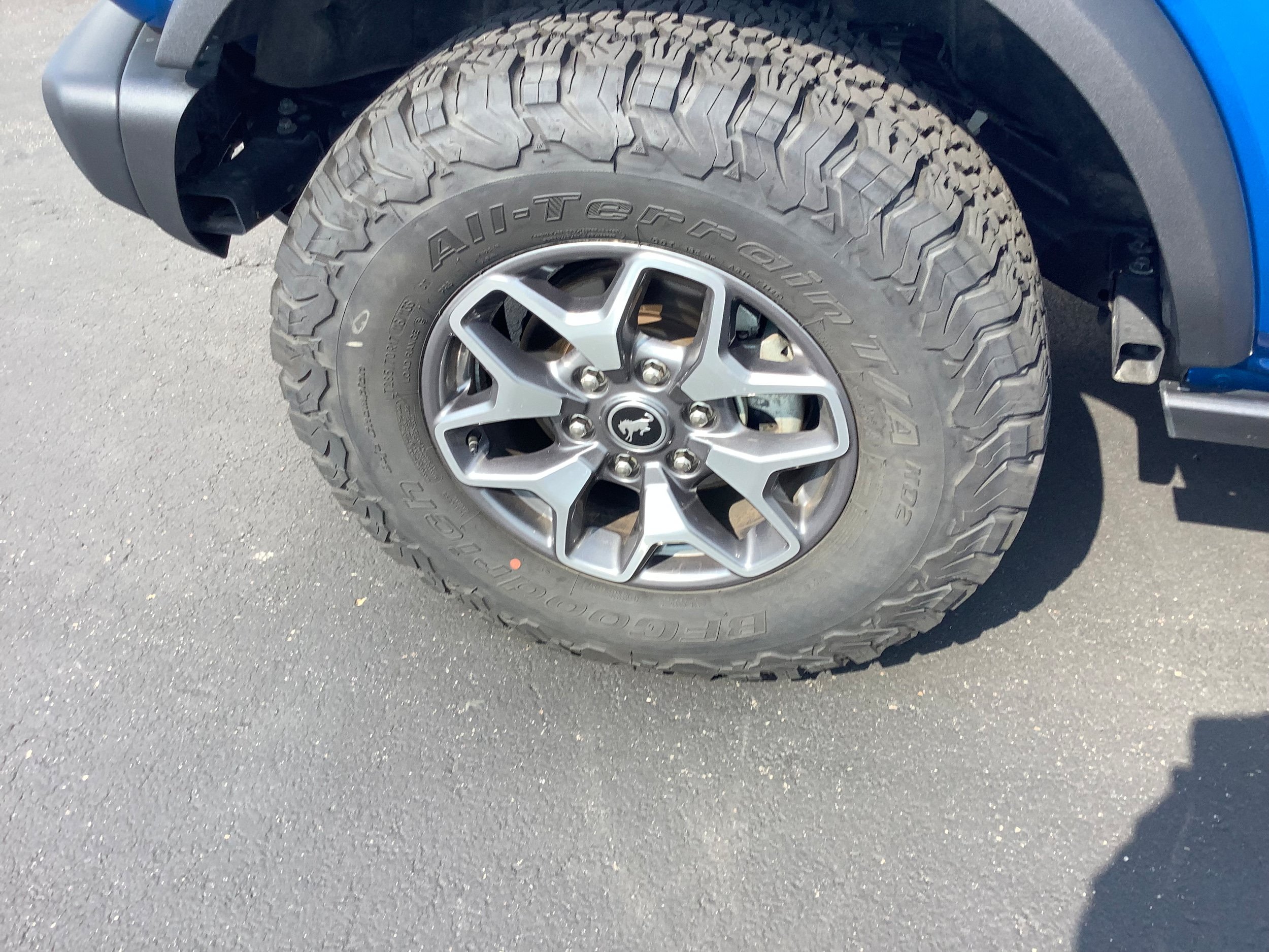 Used 2025 Ford Bronco Badlands AWD/4WD image 4