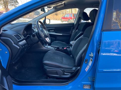 Used 2017 Subaru Crosstrek 2.0i Premium image 9