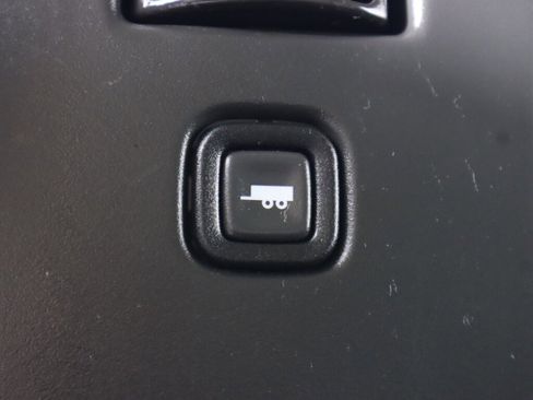 Used 2014 Chevrolet Express 1500 RWD image 20
