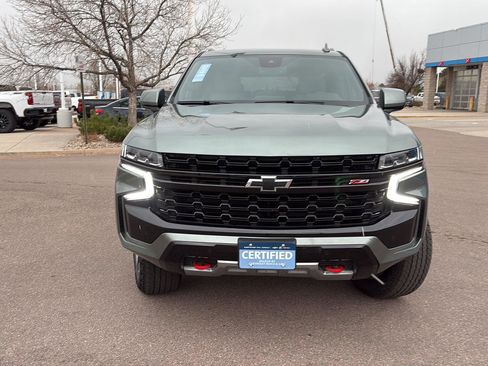 Used 2024 Chevrolet Tahoe Z71 image 2