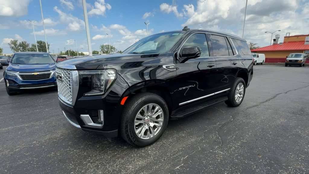 Used 2023 GMC Yukon Denali AWD/4WD image 4