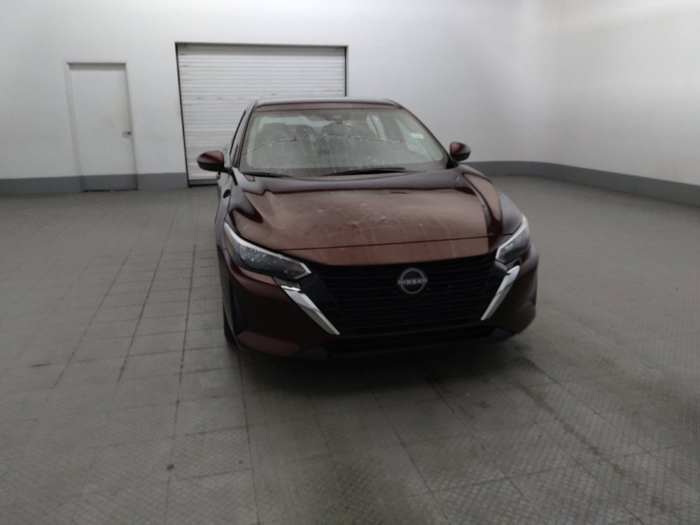 Used 2025 Nissan Sentra SV FWD image 14