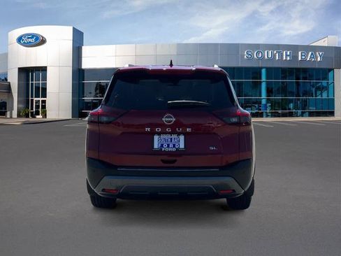 Used 2023 Nissan Rogue SL w/ SL Premium Package FWD image 3