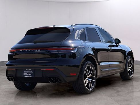 Used 2026 Porsche Macan AWD/4WD image 8