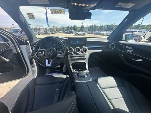 Used 2022 Mercedes-Benz GLC 300 4MATIC image 22