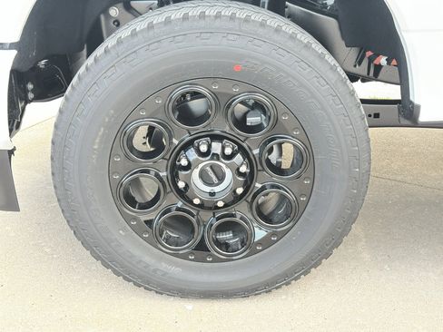 New 2026 Ford F350 XLT w/ XLT Premium Package image 3