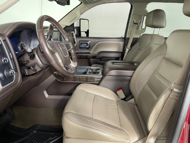 Used 2016 GMC Sierra 2500 Denali w/ Duramax Plus Package AWD/4WD image 2