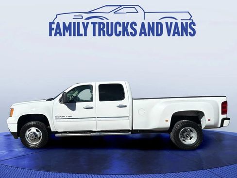 Used 2014 GMC Sierra 3500 Denali AWD/4WD image 2