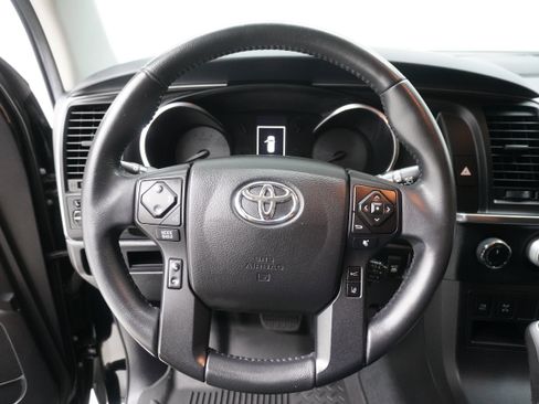 Used 2021 Toyota Sequoia TRD Sport w/ TRD Sport Premium Package image 17