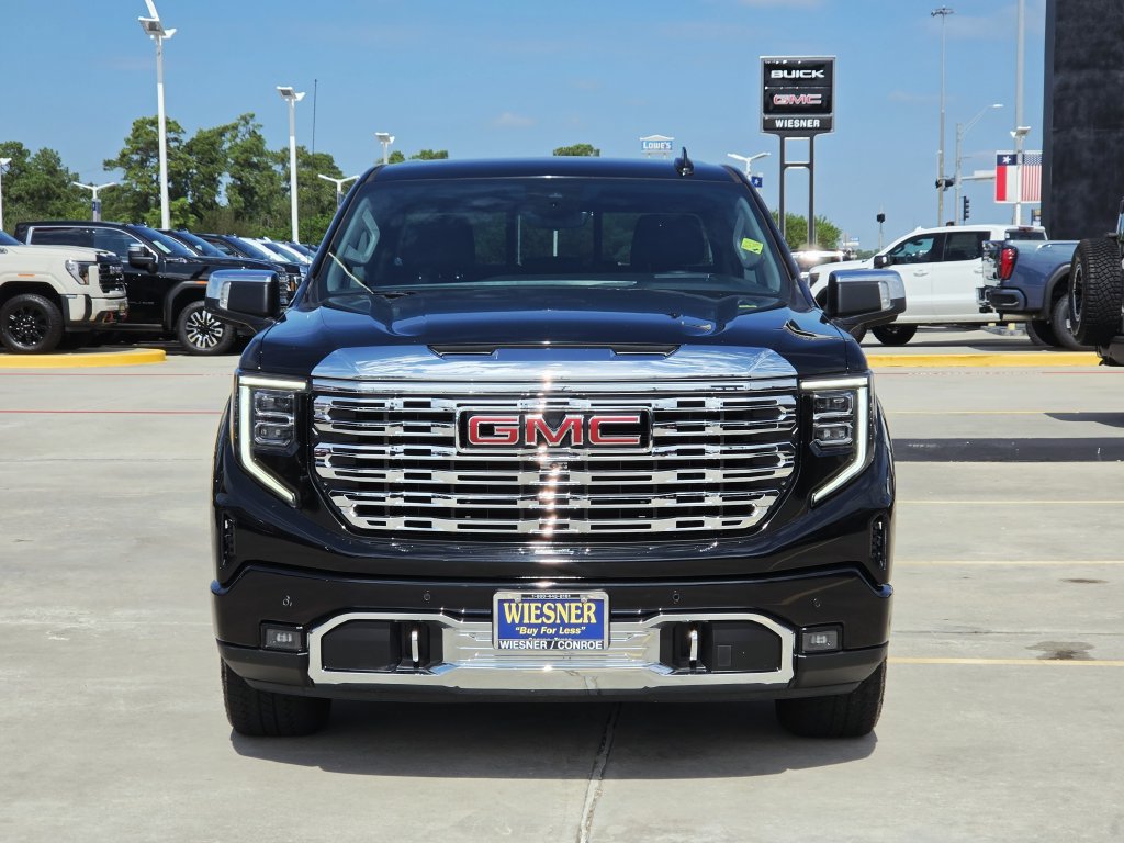 Used 2023 GMC Sierra 1500 Denali w/ Technology Package AWD/4WD image 2