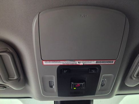 Used 2022 Toyota Camry SE FWD image 15