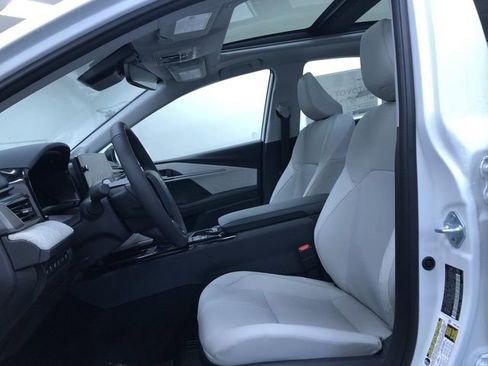 New 2026 Toyota Camry XLE image 10