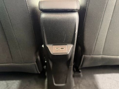 Used 2023 Chevrolet Bolt EUV LT w/ Driver Confidence Package image 27