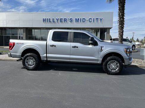 Used 2023 Ford F150 XLT image 2