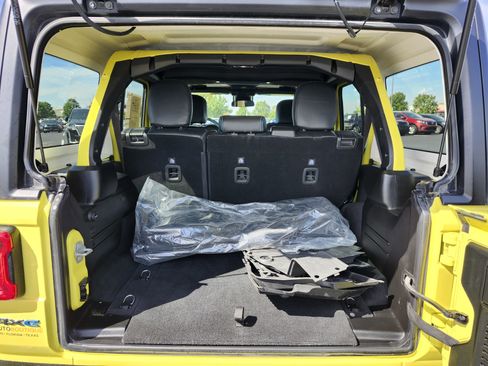 Used 2024 Jeep Wrangler Unlimited Rubicon 4xe w/ Convenience Group image 15