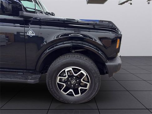 Used 2023 Ford Bronco Outer Banks image 37