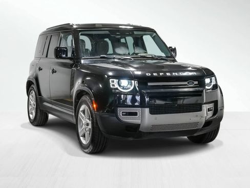 Used 2020 Land Rover Defender 110 HSE image 6