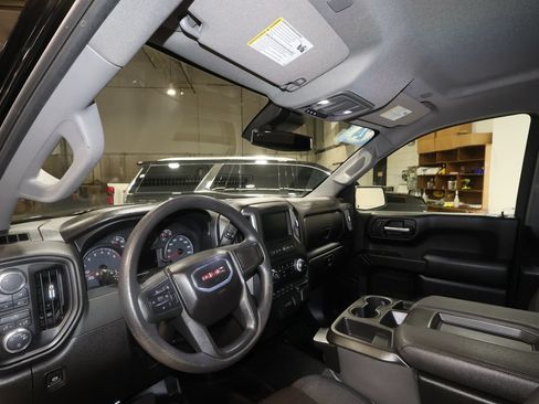 Used 2024 GMC Sierra 1500 Pro w/ Pro Value Package AWD/4WD image 9
