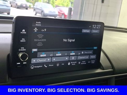 Used 2025 Honda Pilot Touring image 23