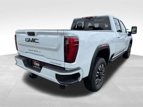 New 2026 GMC Sierra 2500 Denali Ultimate AWD/4WD image 7