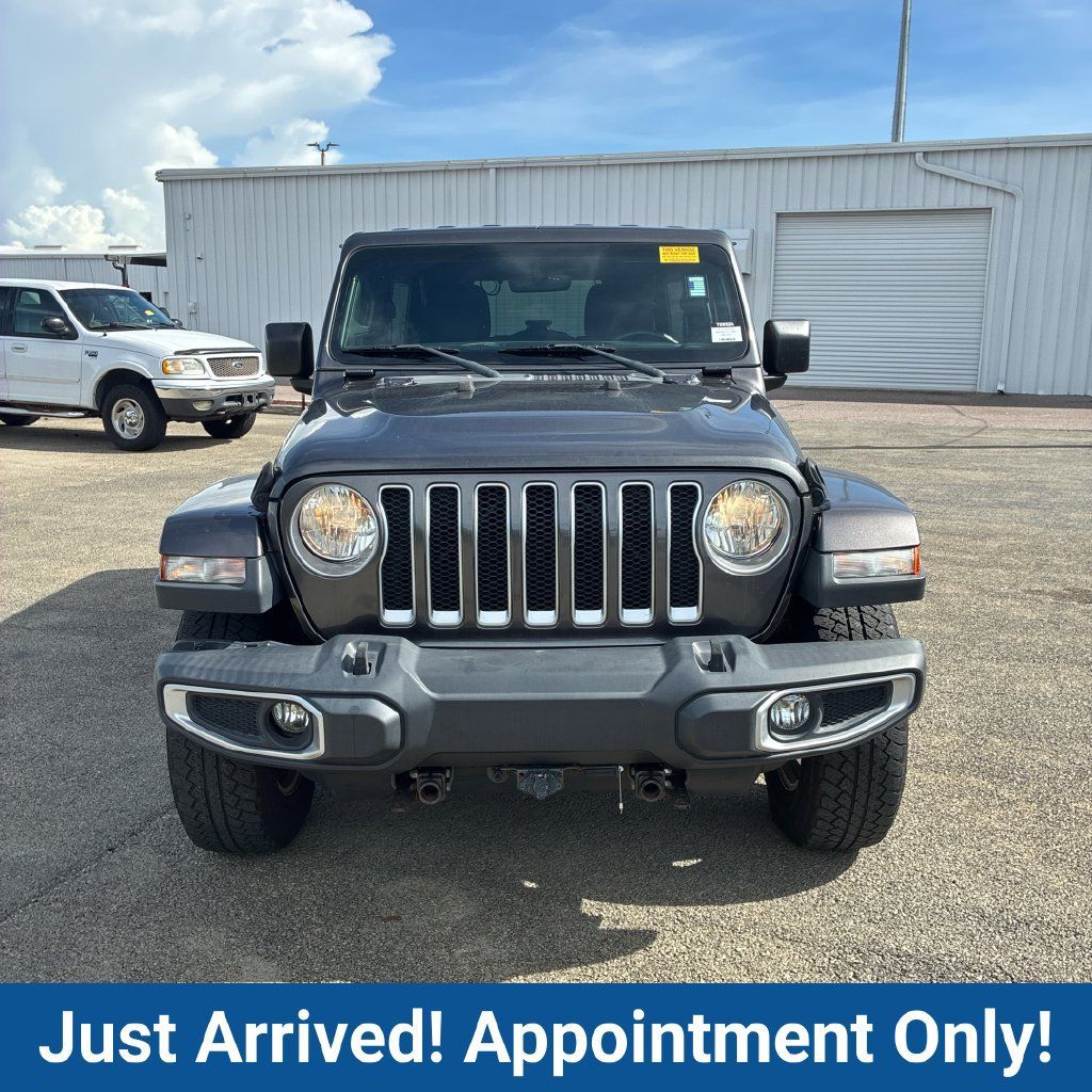 Used 2018 Jeep Wrangler Unlimited Sahara AWD/4WD image 2