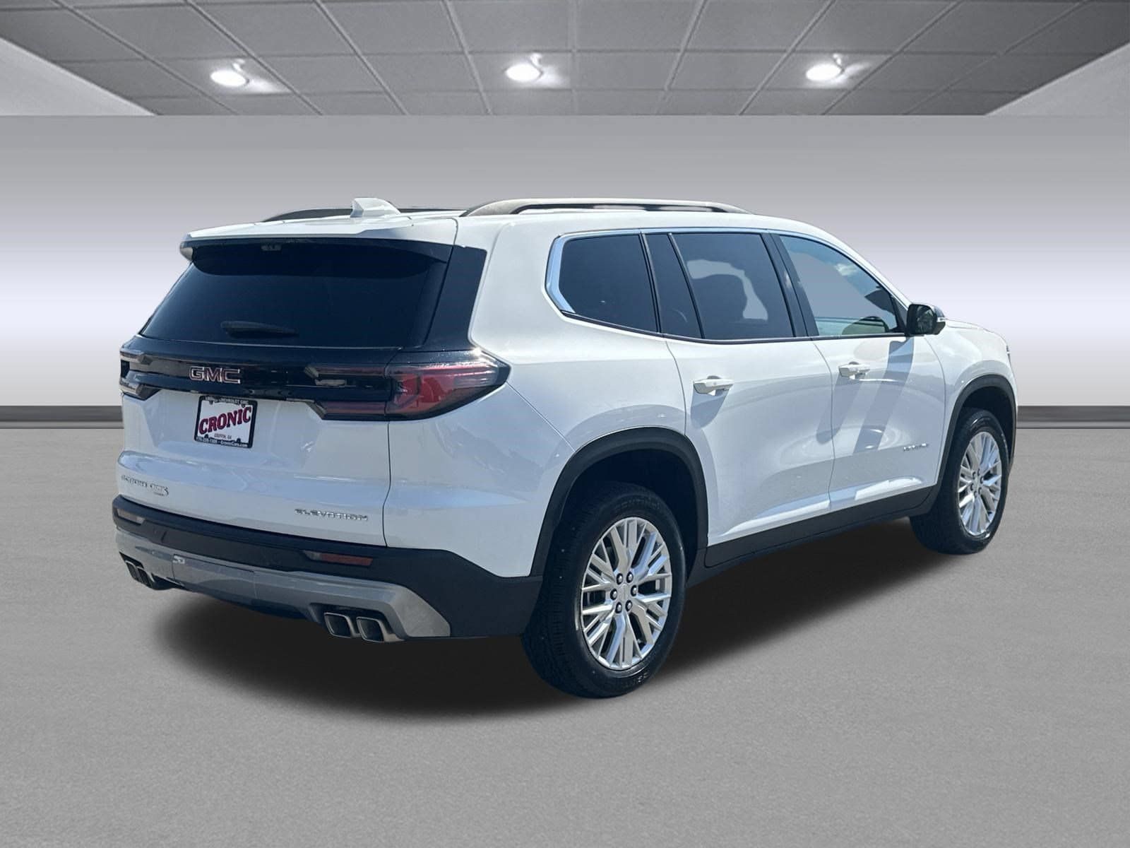 Used 2026 GMC Acadia Elevation w/ Elevation Premium Package FWD image 3